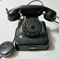 Telefono SIEMENS MILANO in bachelite nero anni '50