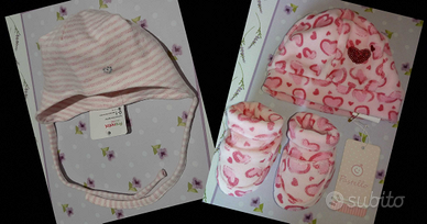 Cappellini, fascia per capelli, collant e guantini