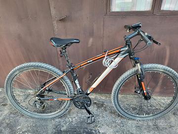MTB MOUNTAIN BIKE