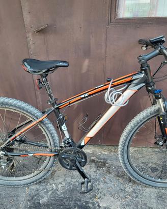 MTB MOUNTAIN BIKE