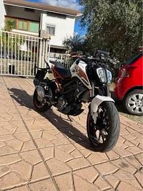 Vendo duke 125