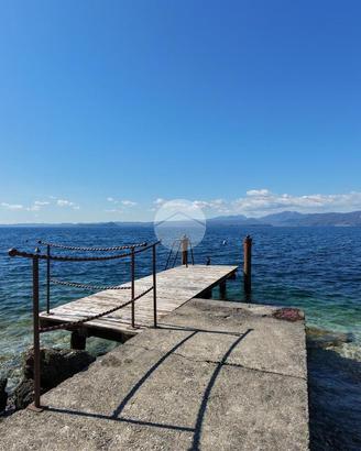 3 LOCALI A TORRI DEL BENACO