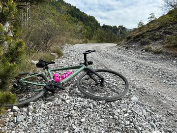 Gravel - Focus Atlas 6.8
