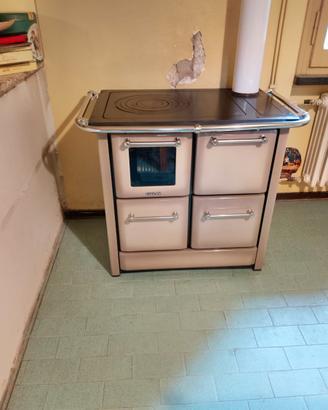 Stufa a legna LINCAR 145 GNV