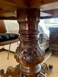 Tavolo rotondo antico