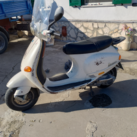 Vespa ET4 150