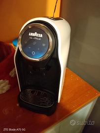 Macchina da caffè Firmata LAVAZZA