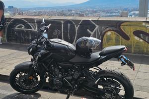 Yamaha MT-07 BLACK anno 2024  perfetta  3800km