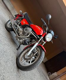 Moto guzzi v50