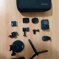 GO PRO HERO 10 BLACK + ACCESSORI