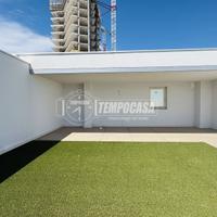 TRILOCALE CON DOPPI SERVIZI, DUE TERRAZZI E BOX!