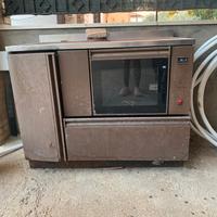 Stufa/Cucina a legna con forno