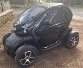 Renault Twizy 45 guidabile con patente 50