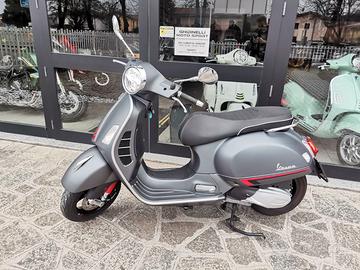 vespa gts 300 super sport