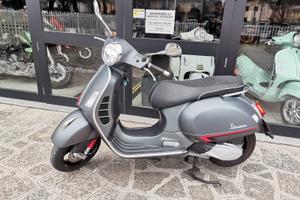 vespa gts 300 super sport