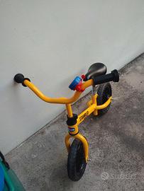 bicicletta senza pedali 