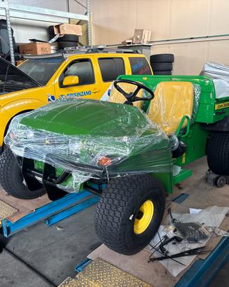 Gator giohn deere