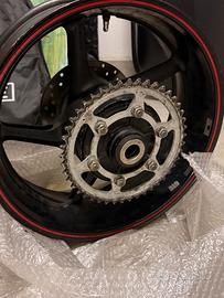 Cerchio posteriore yamaha r1