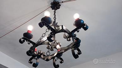 lampadario in ferro battuto