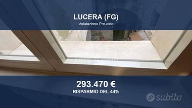Immobile in asta di 313 m² con più di 5 locali a L