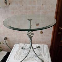 Tavolino in ferro battuto