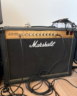 Marshall JCM 900 100watt