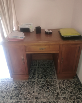 Scrivania e tavolo da disegno vintage