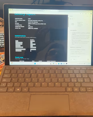 Microsoft Surface Pro 5 - i5 / 8GB RAM / 256GB SSD