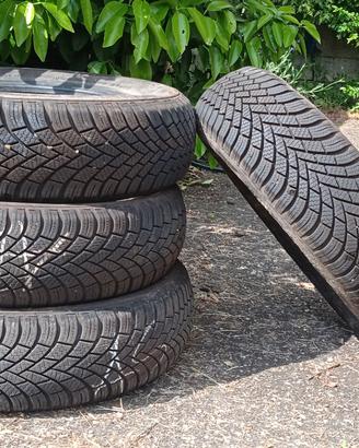 SET GOMME COME NUOVE INVERNALI NEXEN 165/70R14 81T