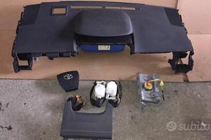 TOYOTA PRIUS PLUS KIT AIRBAG 2011>