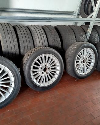 cerchi BMW 17 con gomme termiche