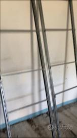 Scaffale in metallo zingato