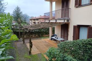 Appartamento con giardino a Galbiate
