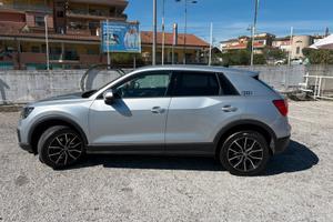 Q2 audi 1.6 diesel s tronic