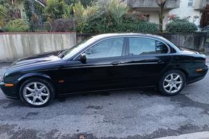 Jaguar S-Type 3.0 V6