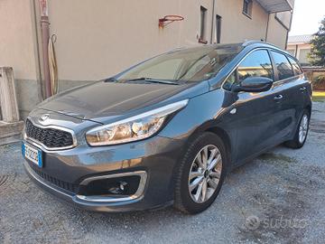 KIA CEED 1.6 CRDI DIESEL E6
