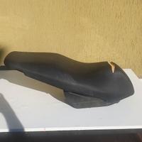 Sella e manubrio Kimco Agilità 125