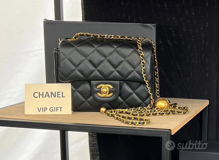 Borsa chanel store piccola bianca