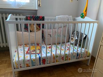 Lettino bianco bimbo, come nuovo, 65x124x80 h cm