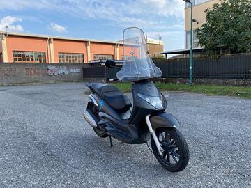 PIAGGIO BEVERLY S 250cc 2006 17.000km - Moto e Scooter In vendita a Milano