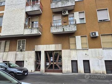 Immobile in asta di 59 m² con 2 locali a Corsico