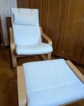 Poltrona IKEA Poäng + poggiapiedi