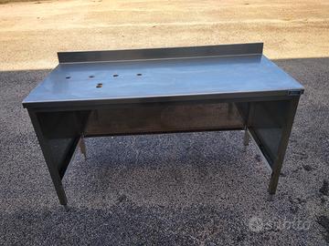 Banco inox per spillatura birra bibite