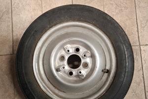 Cerchio fiat 600 d'epoca