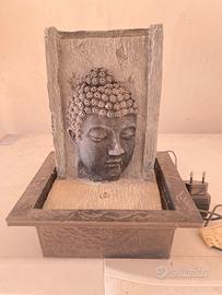 Fontanella a forma di budda con luce