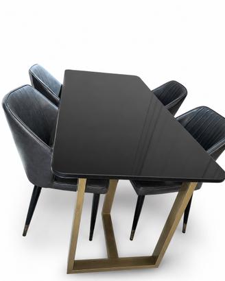 Elegante tavolo da pranzo in vero marmo nero