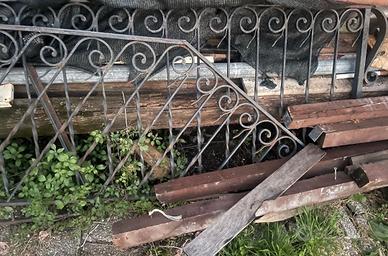 Ringhiere in ferro battuto  da  esterno 