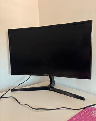 Monitor samsung 24 pollici curvo full HD