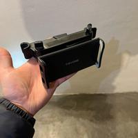 Supporto TABLET/ SMARTPHONE per auto.