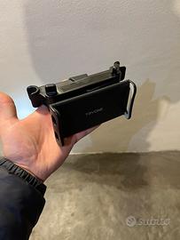Supporto TABLET/ SMARTPHONE per auto.